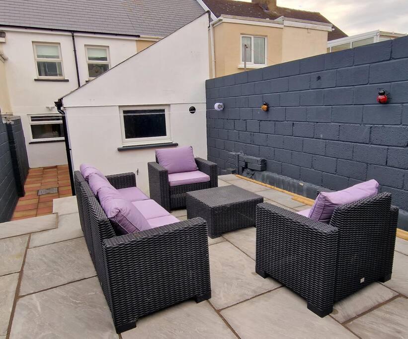 Sea View Luxury 5 Star Cottage Near Milford Marina Milford Haven Kültér fotó