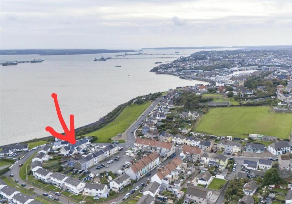 Sea View Luxury 5 Star Cottage Near Milford Marina Milford Haven Kültér fotó